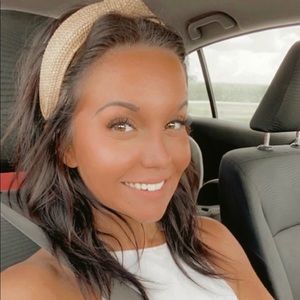 Meet your Posher, Kerri